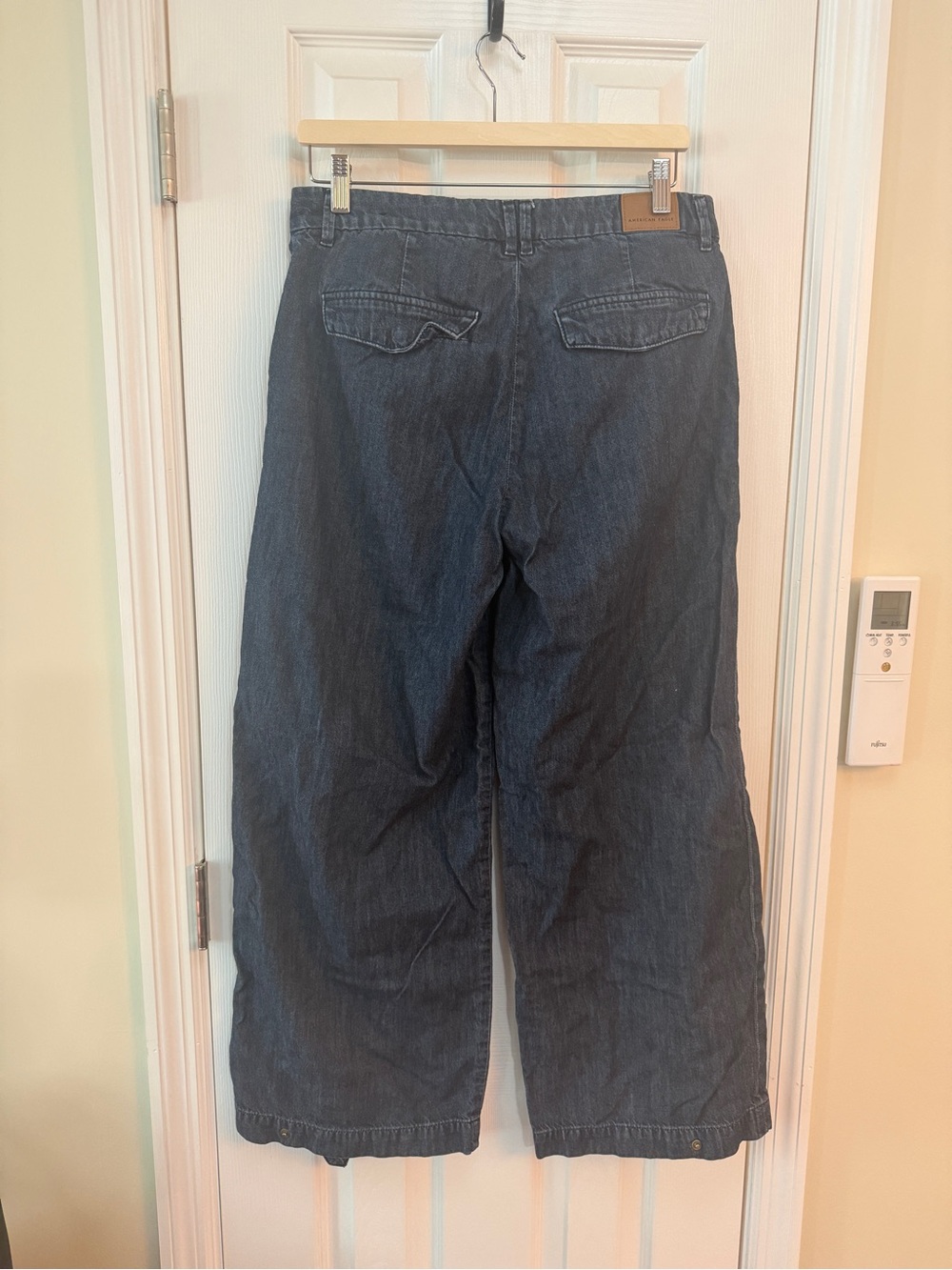 American Eagle Size 6 Dark Wash Wide Leg Jeans Front Seam - Picture 5 of 7